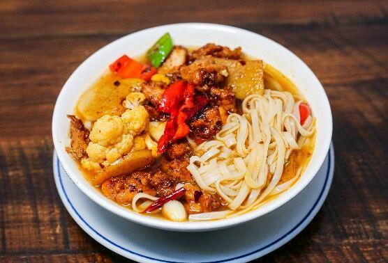 Dry Pot Chicken Noodle Soup